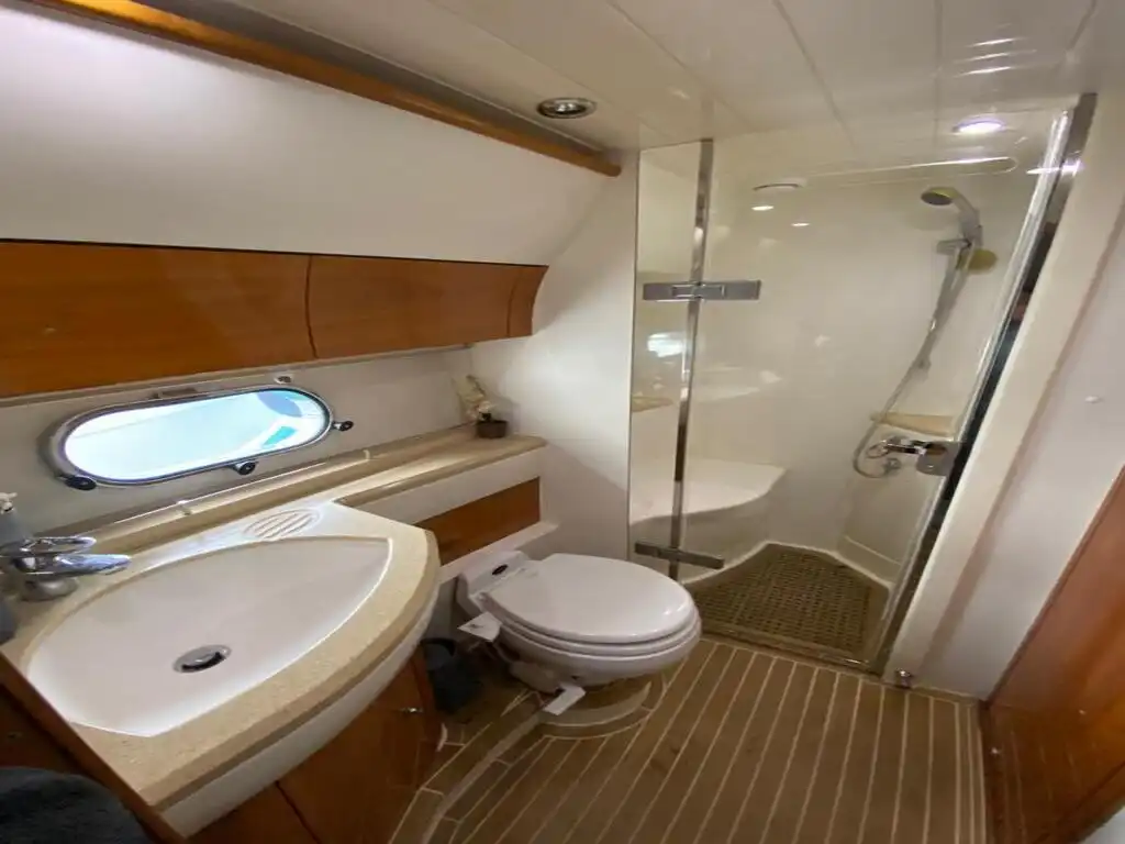 YACHT DELA MARE